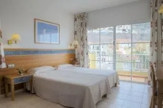 Del Sol Hotel 4*